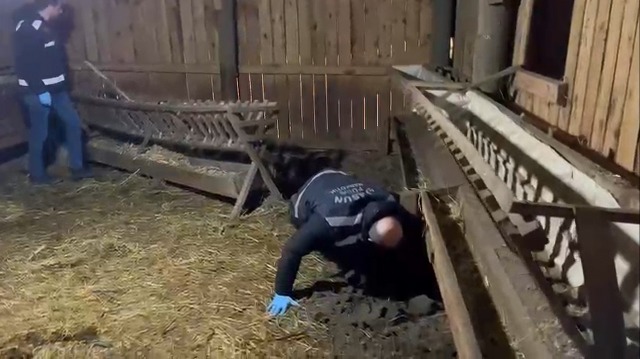 Samsun'da tavuk kümesinde uyuşturucu ve silah ele geçirildi