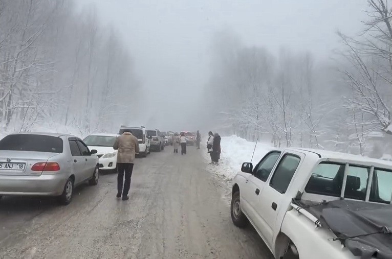 Samsun'da kar görmek isteyenler Kocadağ, Nebiyan ve Ladik'e akın etti