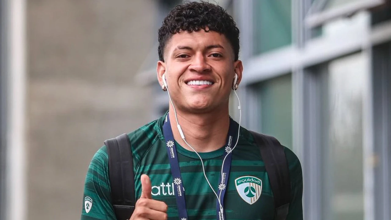 Beşiktaş transferi resmen duyurdu! Yıldız oyuncu gece İstanbul’da