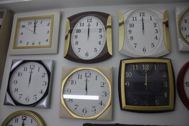 Samsun'da son saat tamircisi zamana karşı direniyor