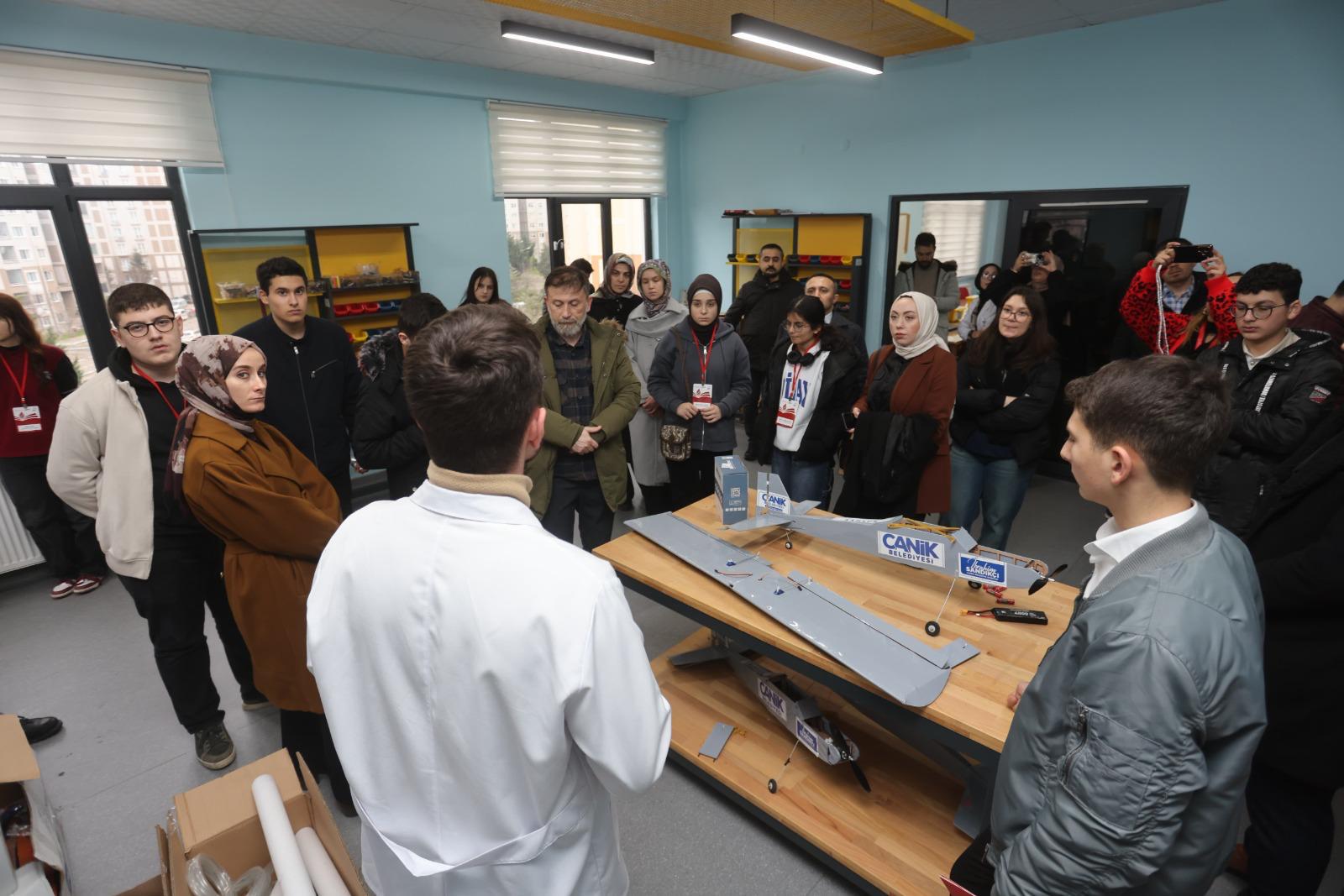 Samsun'un 17 ilçesinden bilim sevgisiyle Canik Kampüsüne ziyaret!