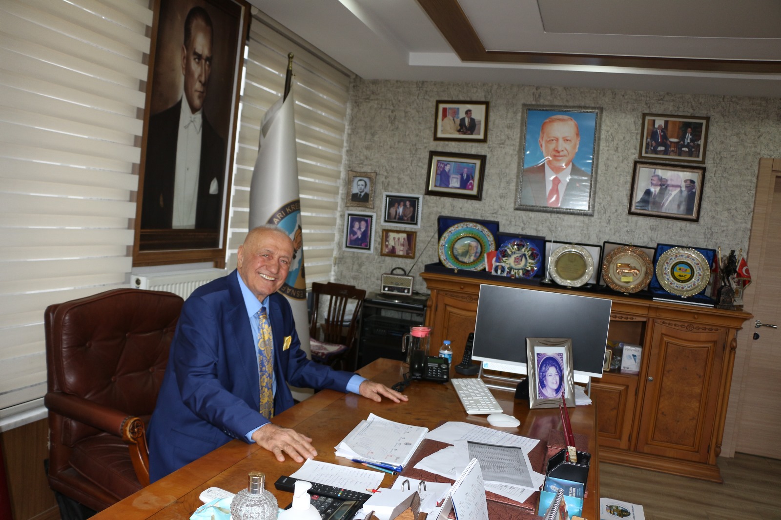 Samsun’da 51 yıldır başkan! Metin Genççakır güven tazeledi