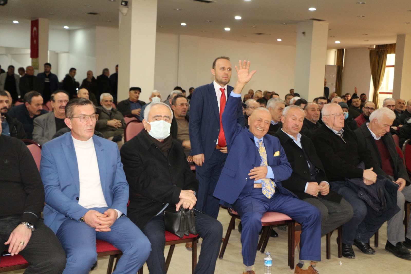 Samsun’da 51 yıldır başkan! Metin Genççakır güven tazeledi