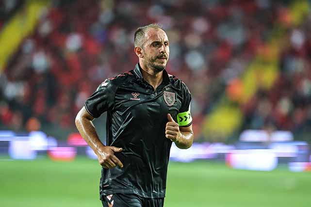 Samsunspor'da iç transferde 4 imza