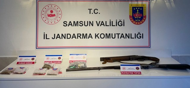 Samsun Bafra'da silah kaçakçılığı ve uyuşturucu operasyonu! 2 kişi yakalandı