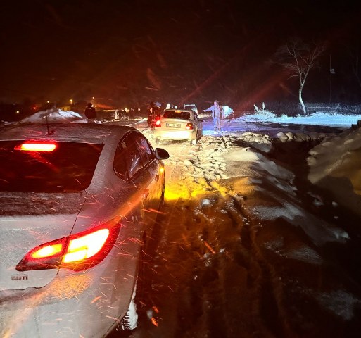 Samsun'da kar eğlencesi dönüşü kabusu yaşadılar