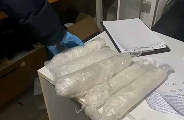 Samsun’da marangoz atölyesine uyuşturucu baskını! 2 kilo 225 gram met ele geçirildi