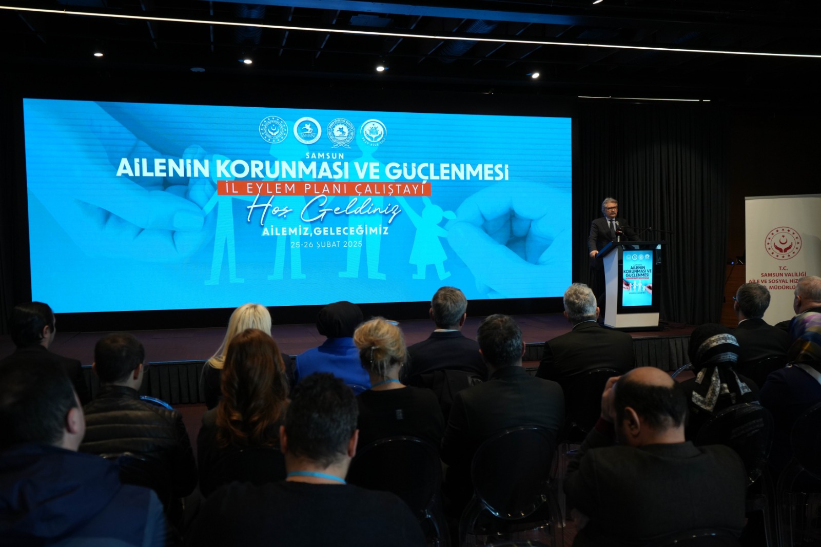 Canik Kaymakamı Şeref Aydın: Bugüne gelmemi okula gitmemiş anne-babama borçluyum