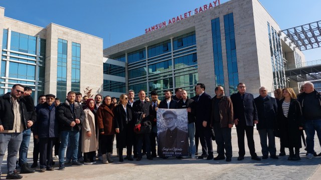 Samsun'da kırmızı ışık ihlali kurbanı olan gençlerin aileleri adalet istedi