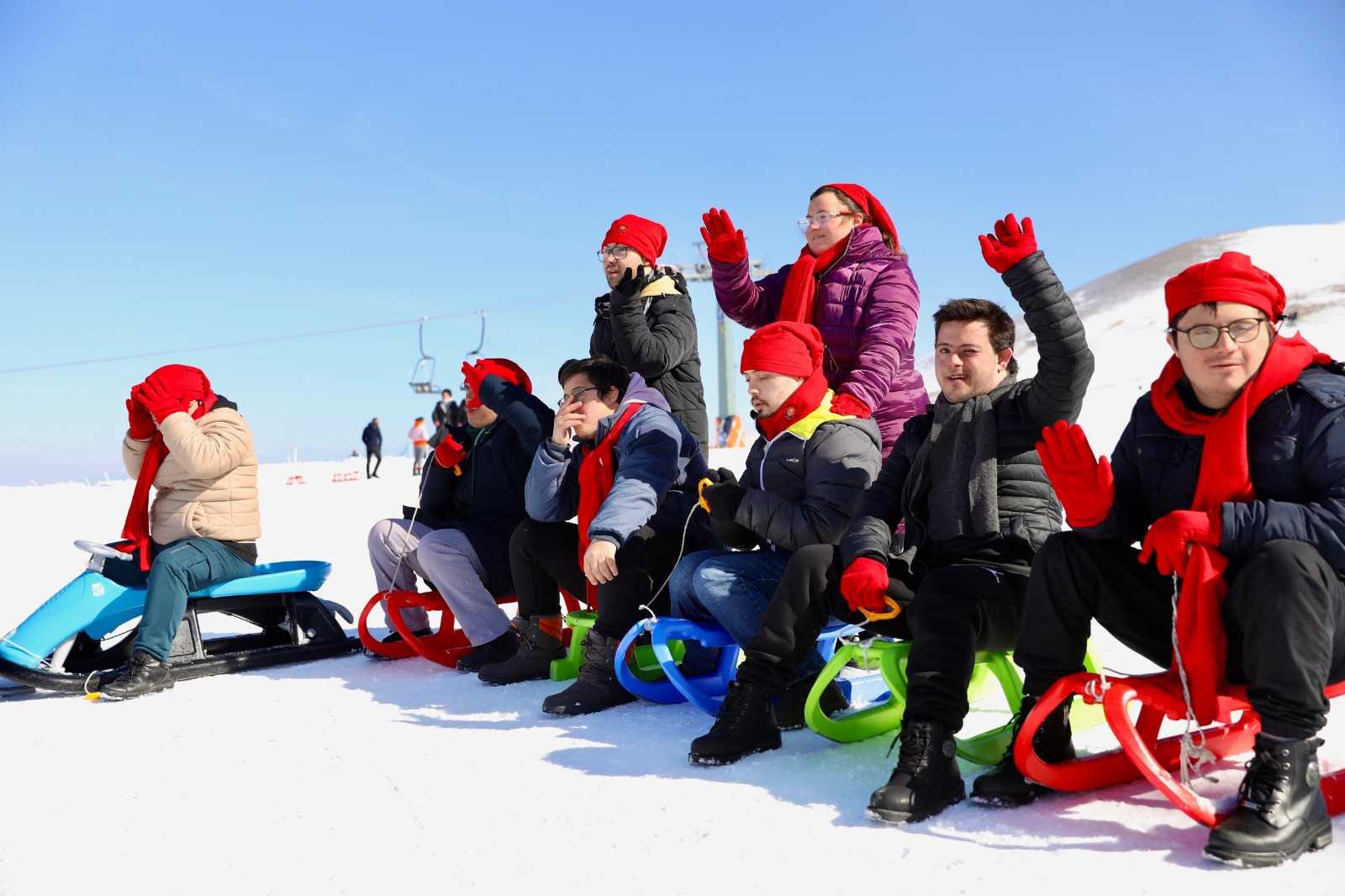 Samsun’da özel gereksinimli bireylere kar keyfi