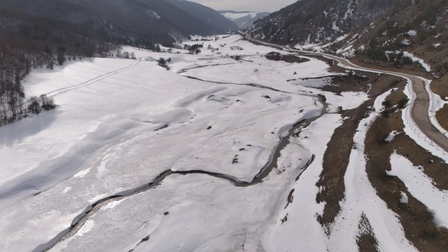 Samsun Vezirköprü'deki Duruçay Sulama Barajı buz tuttu