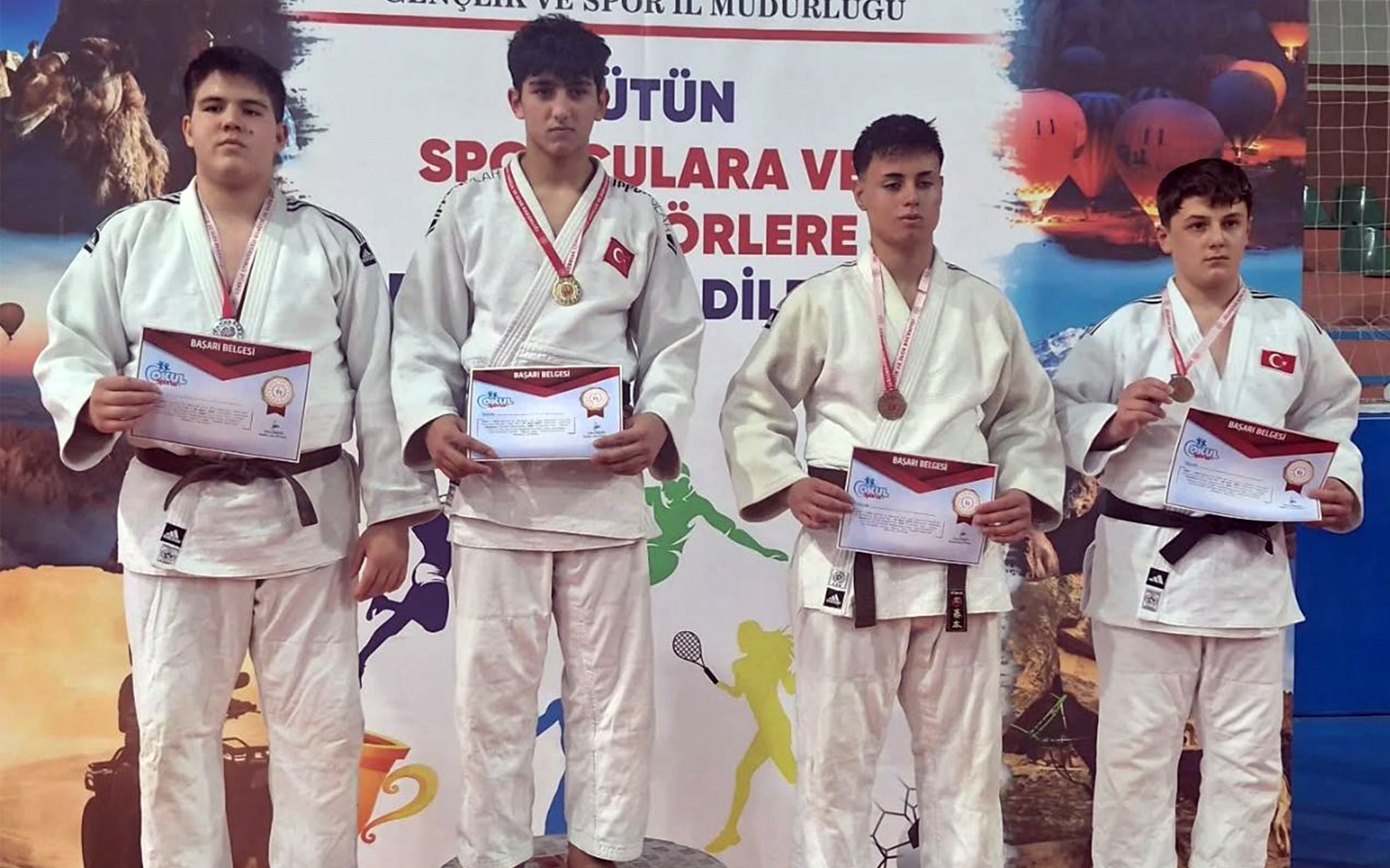 Ortaokullar arası Judo yarışmasında Samsunlu sporculardan dikkat çeken başarı