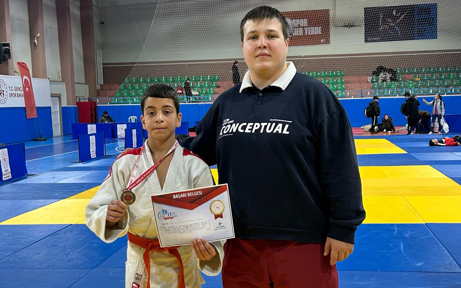 Ortaokullar arası Judo yarışmasında Samsunlu sporculardan dikkat çeken başarı