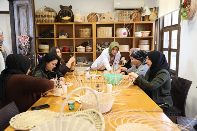 Samsun Büyükşehir Belediyesi'nden kadınlara ücretsiz meslek ve sanat kursları