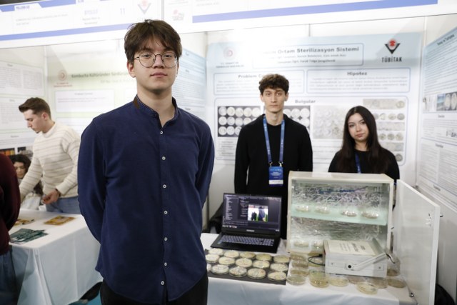 Samsun'da öğrencilerden kimyasal kullanmadan yaşam alanlarını temizleyen sterilizasyon sistemi