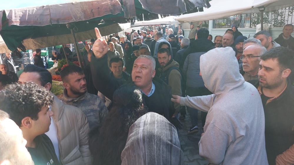 Samsun Atakum'da pazar yeri tartışması! Esnaf kararın kalkmasını istiyor