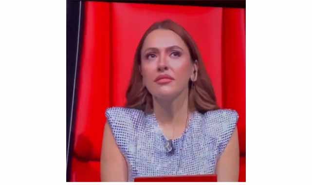 O Ses Türkiye'de Ebru Gündeş şarkısı çaldı! Hadise'nin yüzü düştü!