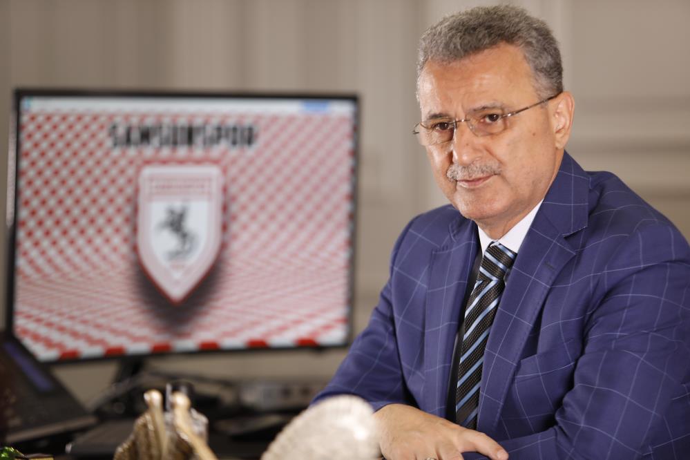 İlkadım Belediyesi'nden Samsunspor'a bayraklı destek