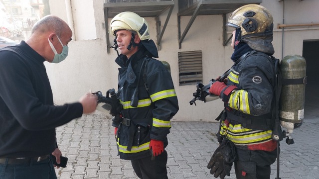 Samsun'da apartmanın bodrum katında yangın çıktı