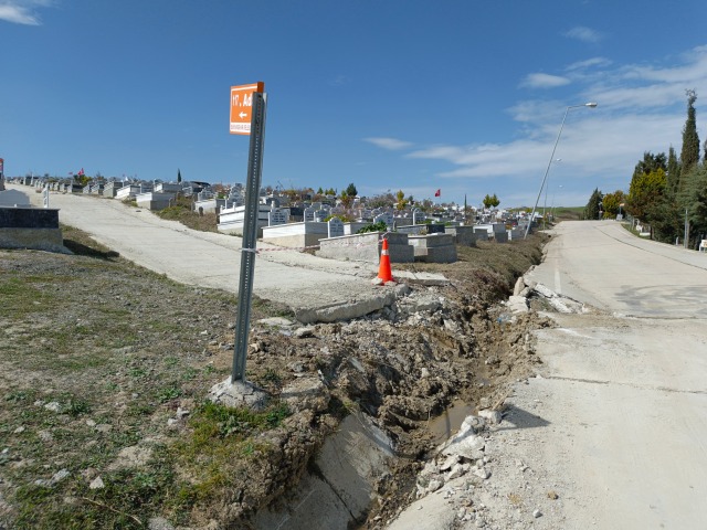 Samsun'da mezara gitmek için yol yok! Derecik Mezarlığı'na ulaşılamıyor!