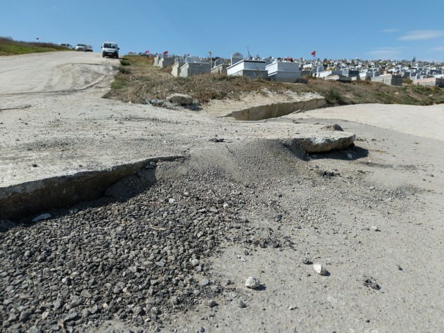 Samsun'da mezara gitmek için yol yok! Derecik Mezarlığı'na ulaşılamıyor!