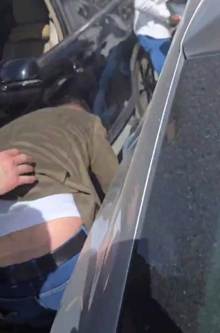 Boşanma davası sonrası kız tarafı erkek tarafına saldırdı. Damat öldüresiye dövüldü