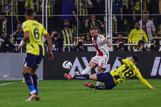 Samsunspor, Fenerbahçe ile deplasmanda berabere kaldı