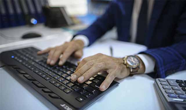 Memurlara yarı zamanlı çalışma hakkı geliyor