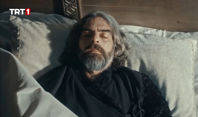 Kudüs Fatihi Selahaddin Eyyubi'ye babası Sultan Nureddin'in ölüm haberini Samsunlu oyuncu Sutay Yüksel verdi