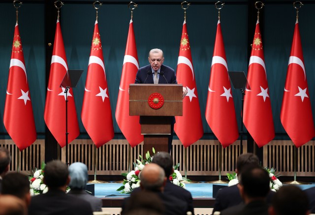 Cumhurbaşkanı Erdoğan Özel'e cevap verdi! Cesursanız yolsuzluğun hesabını verin