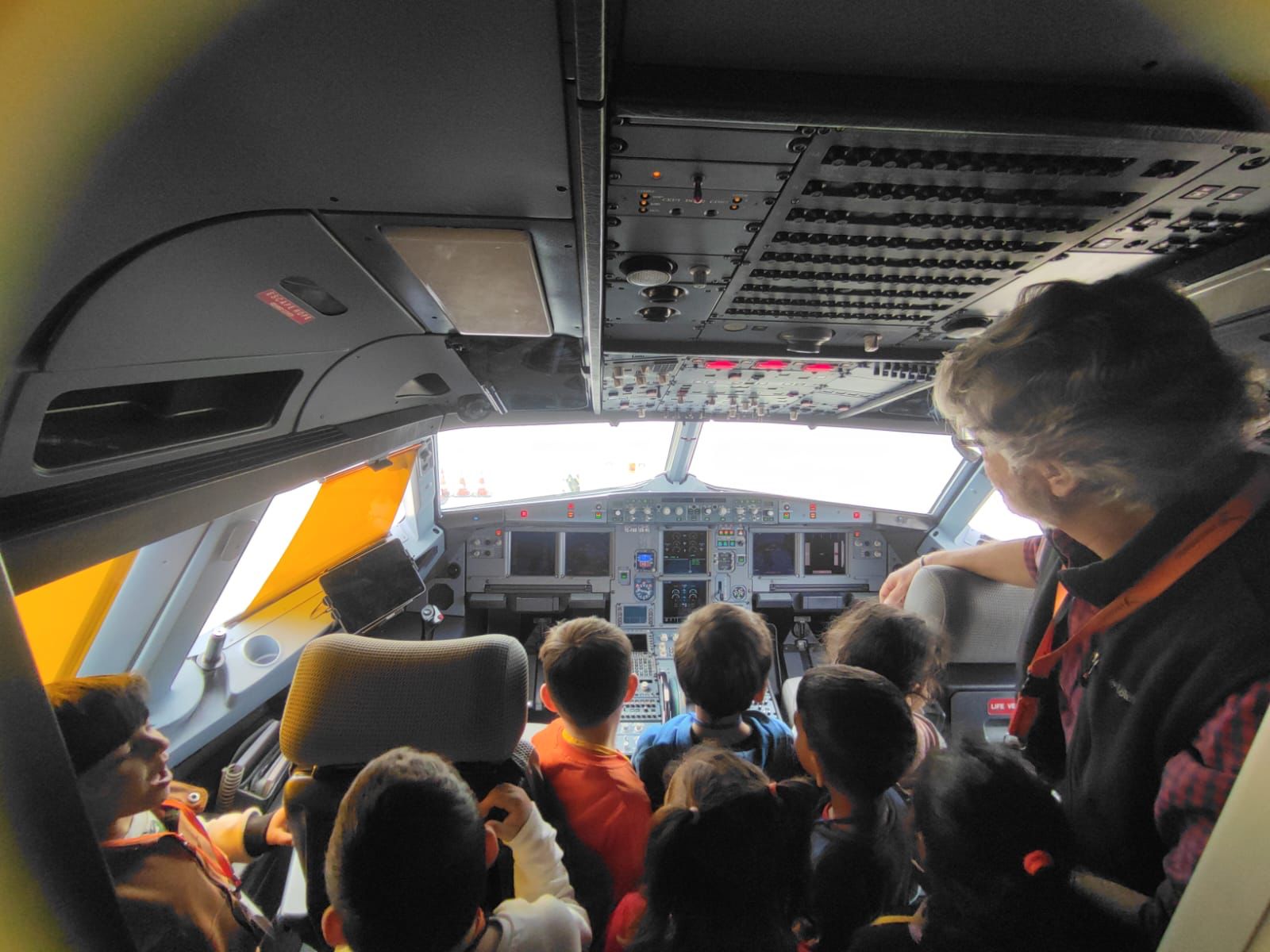 Miniklerin havalimanı yolculuğu: Samsun'da Çıktım Yola projesi