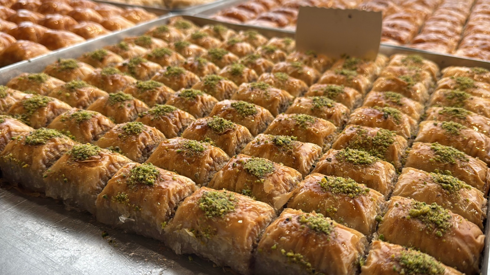 Pınar Sökülmez Kaya: Bayramda yoğun yemek tüketimi yapmayın