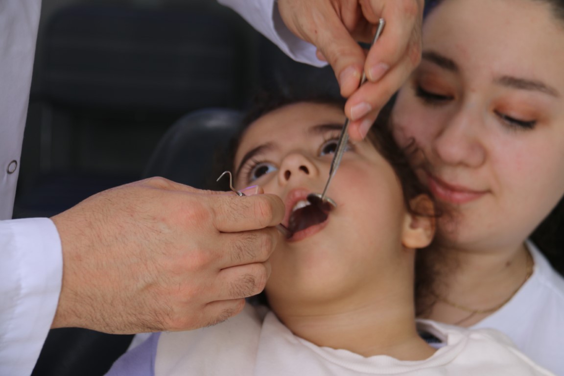 Uzmanlar uyardı : Dişlerinizin çürümemesi için şekerden sonra peynir tüketin