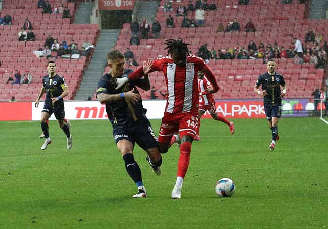 Samsunspor'un maçlarında karşılıklı gol olmuyor!