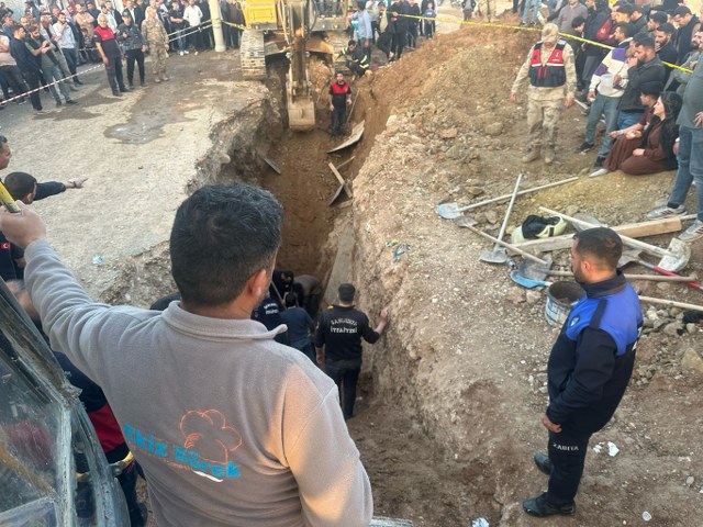 Şanlıurfa'da göçük altından kurtarılmışlardı! 3 işçi hayatını kaybetti