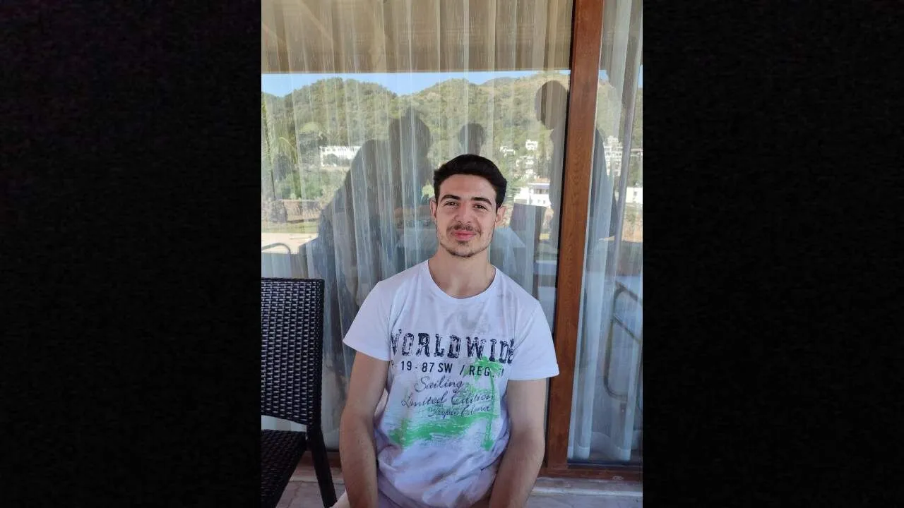 Kanser tedavisi gören 19 yaşındaki gençten acı haber! Hayatını kaybetti