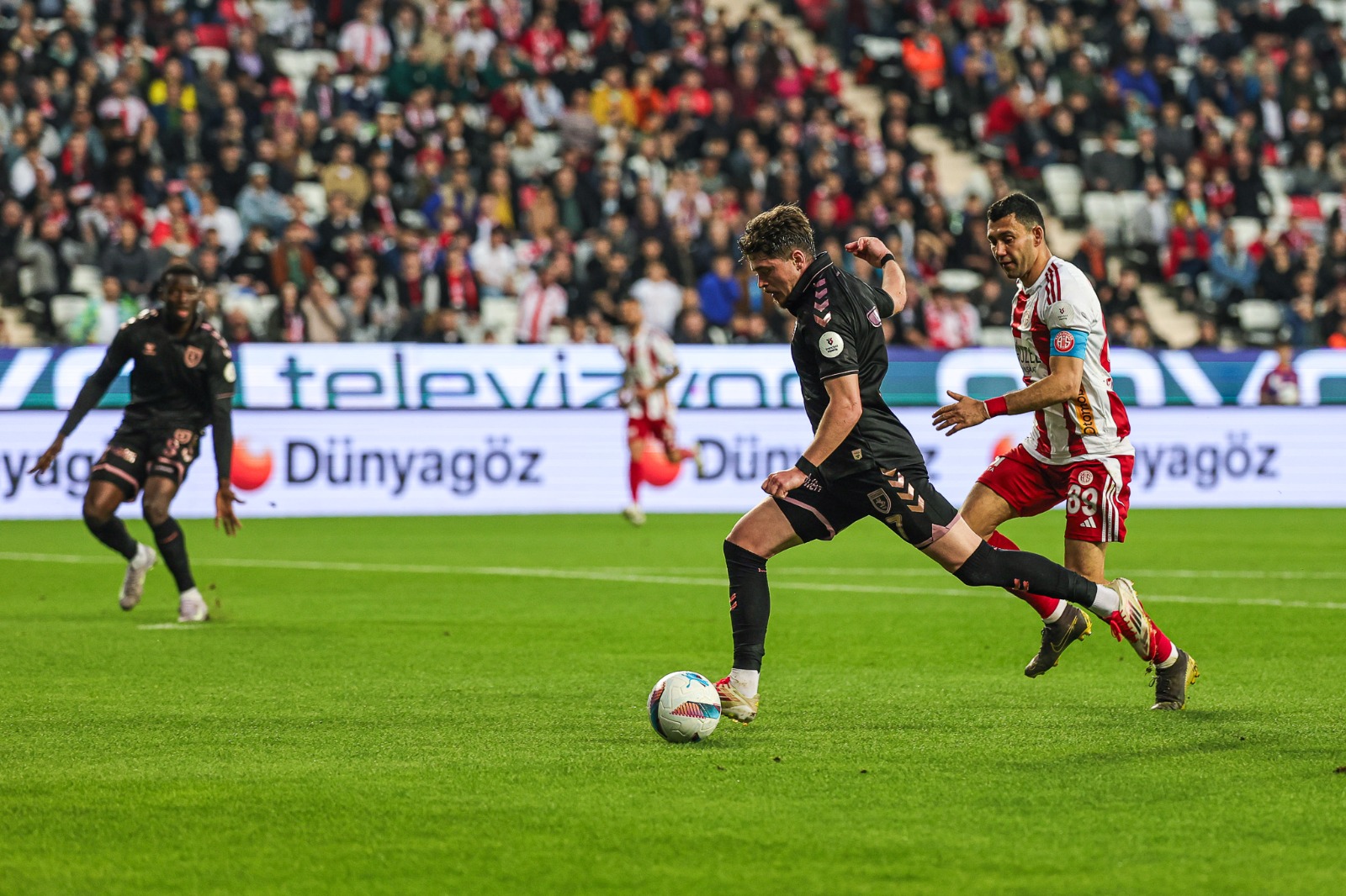 Zeki Yavru Ronaldinho golü attı 