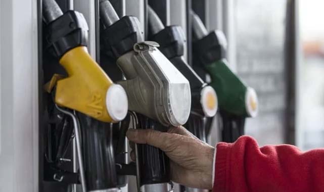 Benzin ve motorine bu sefer indirim geliyor!