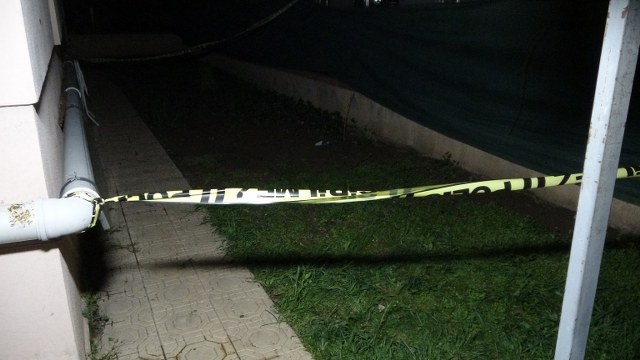 19 yaşındaki genç kız, 5 katlı binanın çatısından atlayarak intihar etti