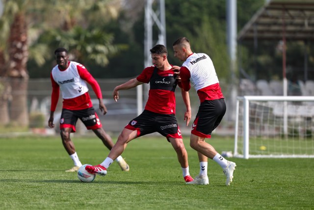 Samsunspor, Galatasaray'a bileniyor