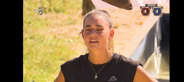 Survivor'da sinirler gerildi! Aycan, Asena'ya karşı hamle yapınca ortalık karıştı