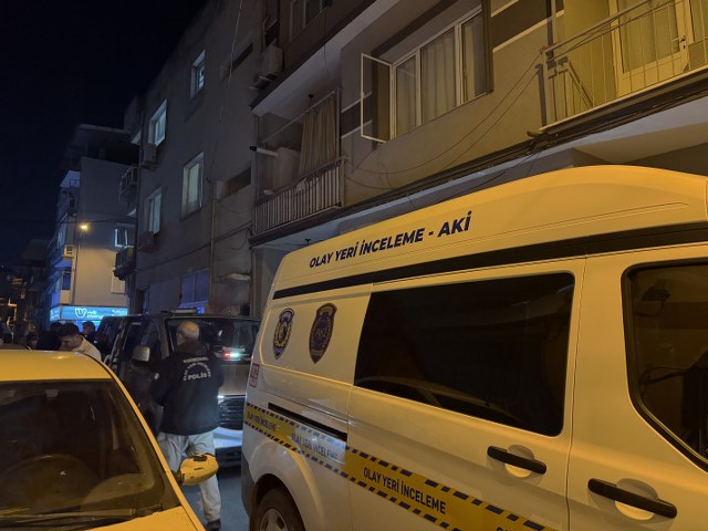 Kötü kokular ekipleri hareketi geçirdi! Evinde ölü bulundu