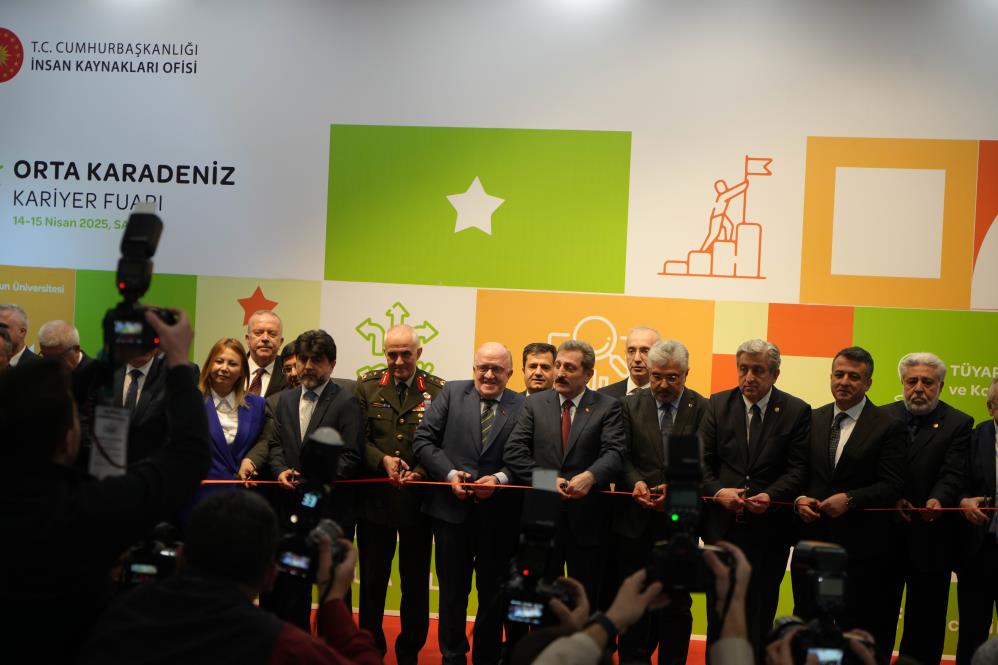 Samsun'da OKAF kapılarını açtı! Genç yetenekler bir arada