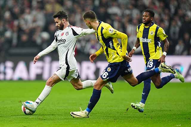 Dev derbinin öne çıkanları: Fenerbahçe veya Beşiktaş nasıl kazanır?