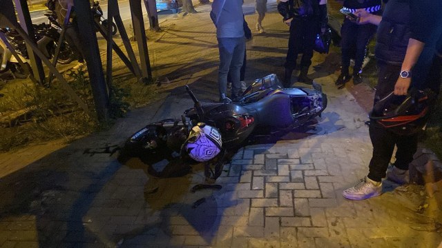 Üst üste kaza geçiren talihsiz sürücü yaşam mücadelesi veriyor