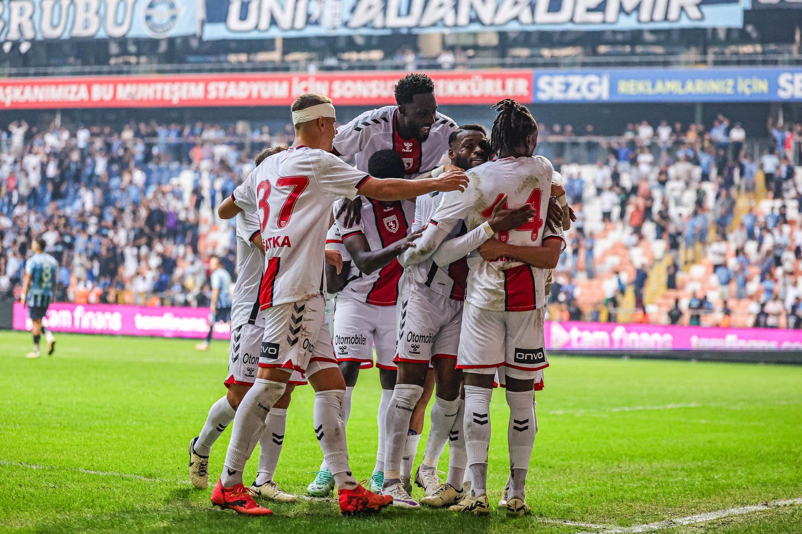 Samsunspor Süper Lig tarihine geçmeye hazırlanıyor