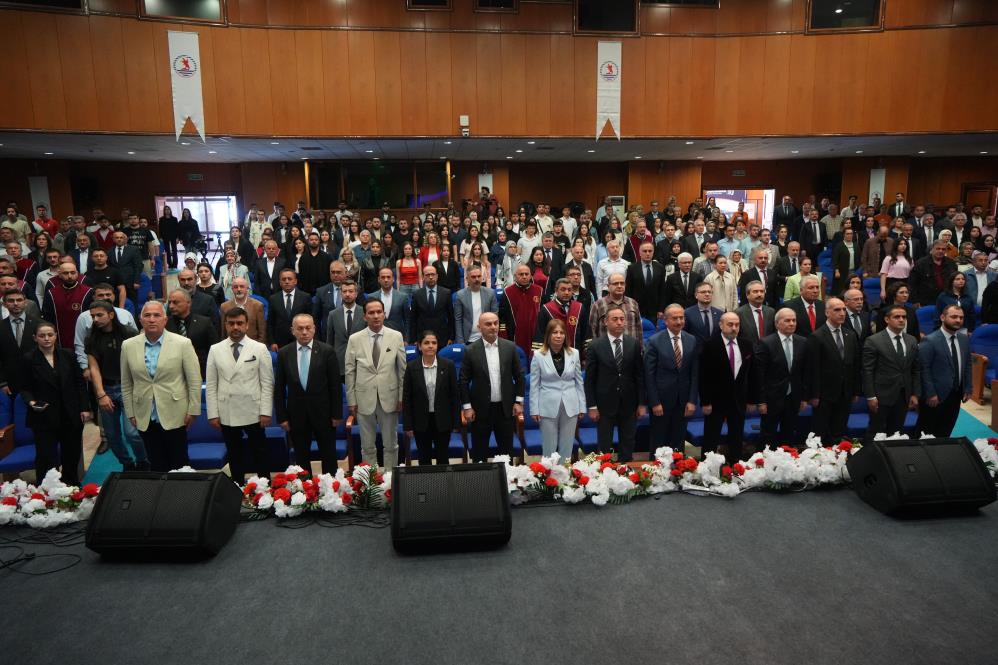 OMÜ'de 2024 Akademi Ödülü Töreni düzenlendi! Rektör Aydın'dan açıklama