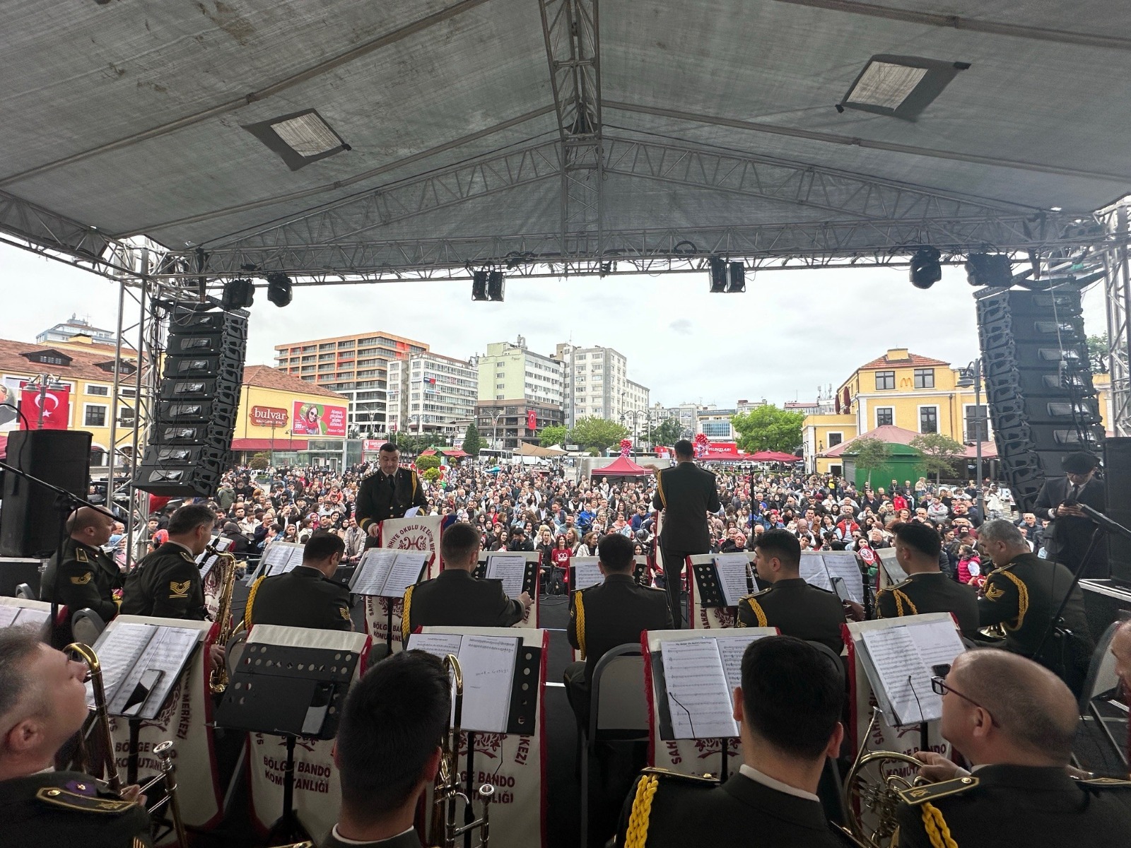 Bulvar AVM'de dolu dolu 19 Mayıs kutlamaları