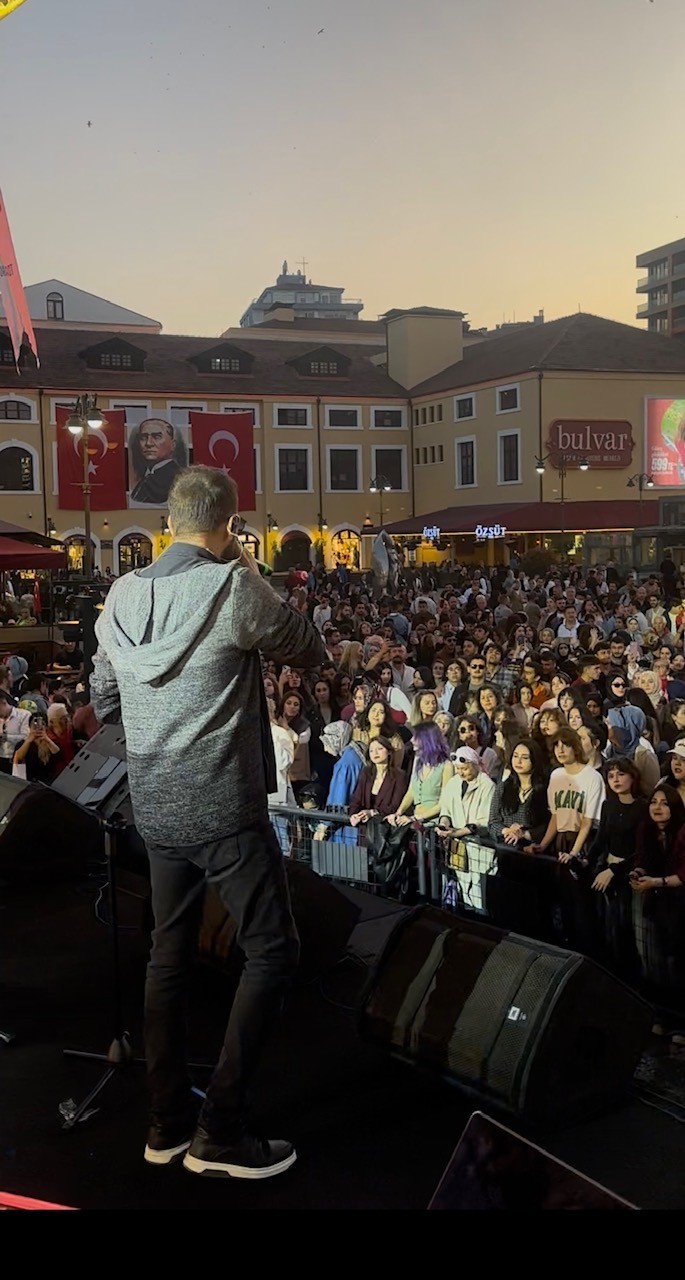 Bulvar AVM'de dolu dolu 19 Mayıs kutlamaları