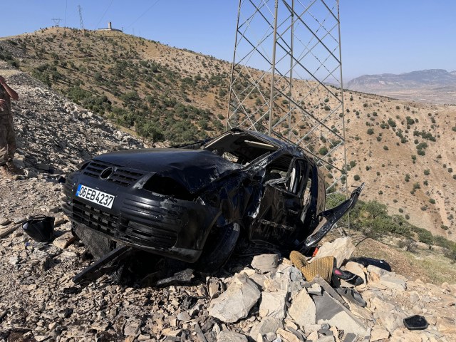 Feci kaza! Aynı aileden 3 kişi öldü, 3 kişi yaralandı